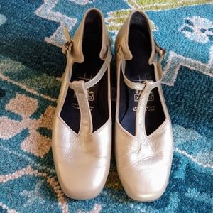 TIC TAC TOES celine dance T-strap shoes 8 (F10)